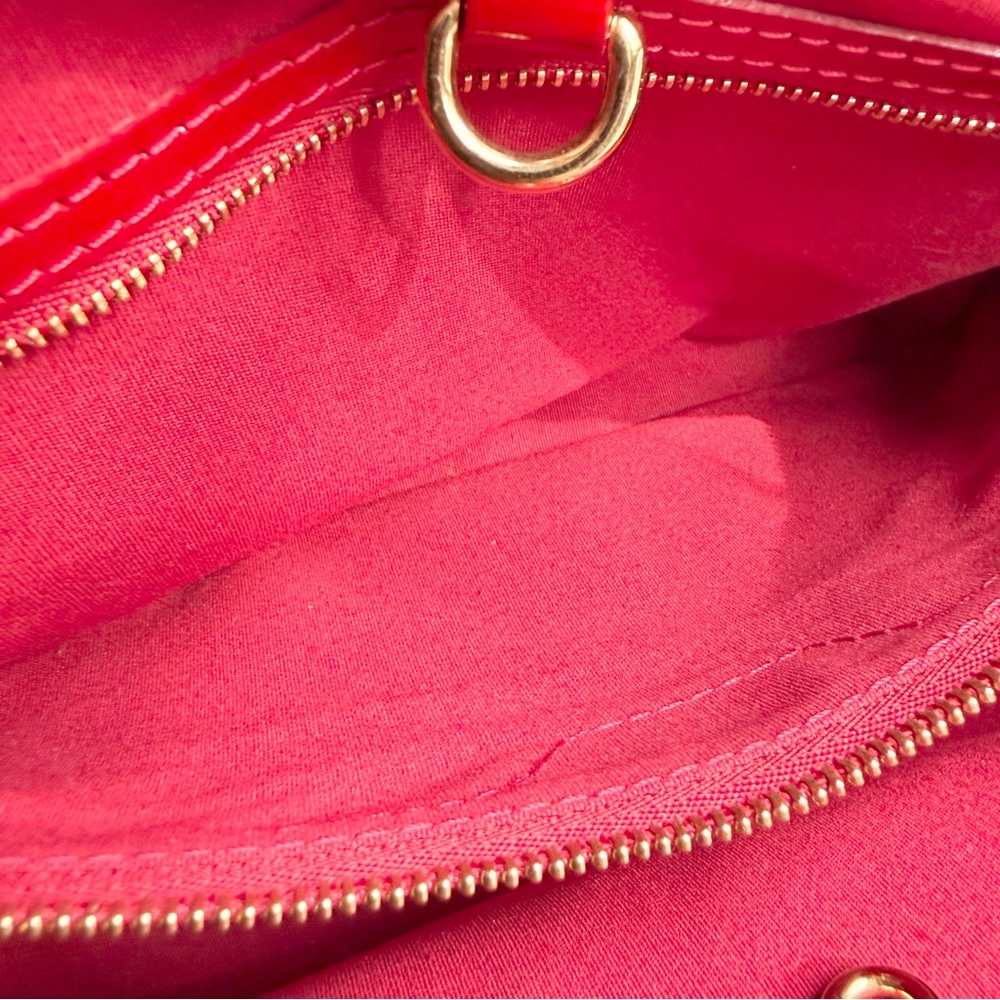 Louis Vuitton Wilshire Vernis PM Bag - Picture 10 of 13